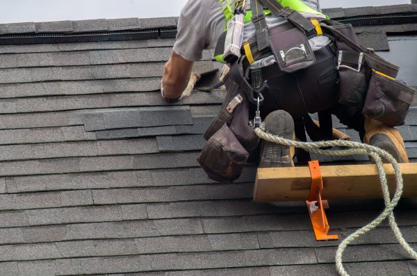 Asphalt Roofing Service in Deland